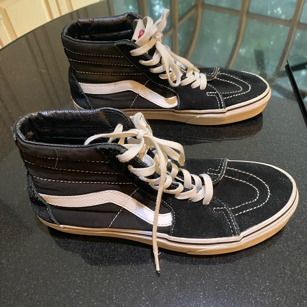 VANS Black HIGH-TOP SKATE SHOES size 9.5 W